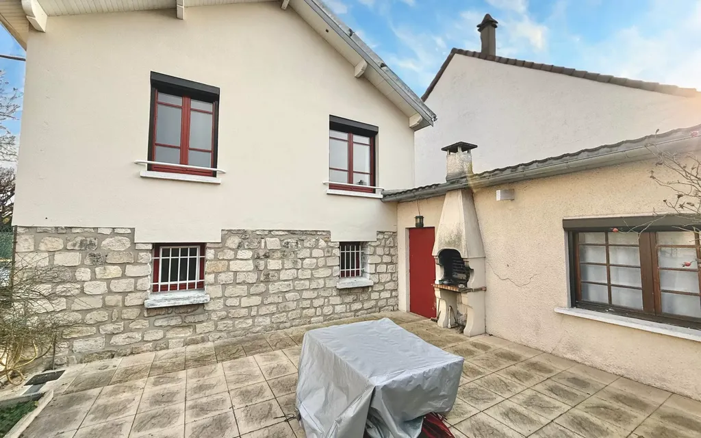 Achat maison à vendre 3 chambres 107 m² - Morangis