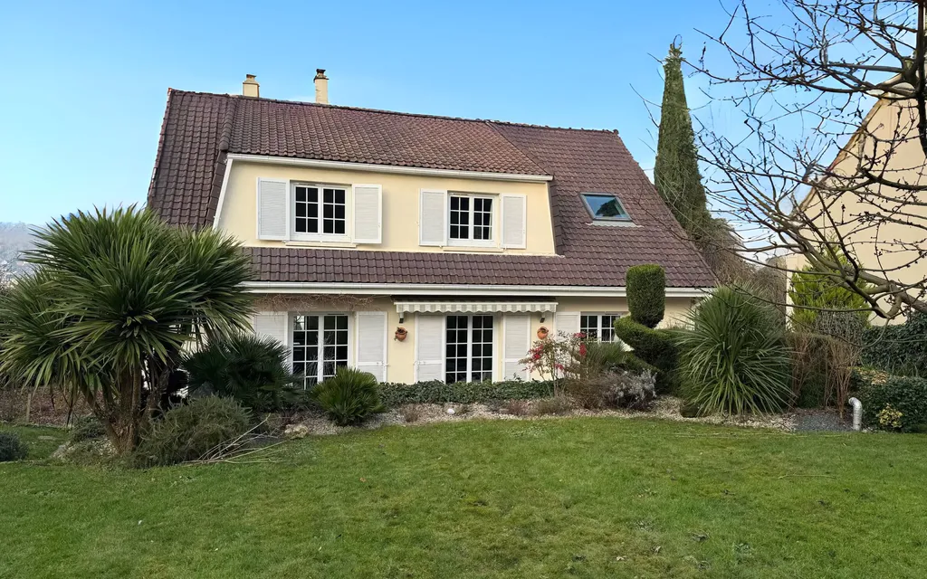 Achat maison à vendre 5 chambres 165 m² - Villebon-sur-Yvette