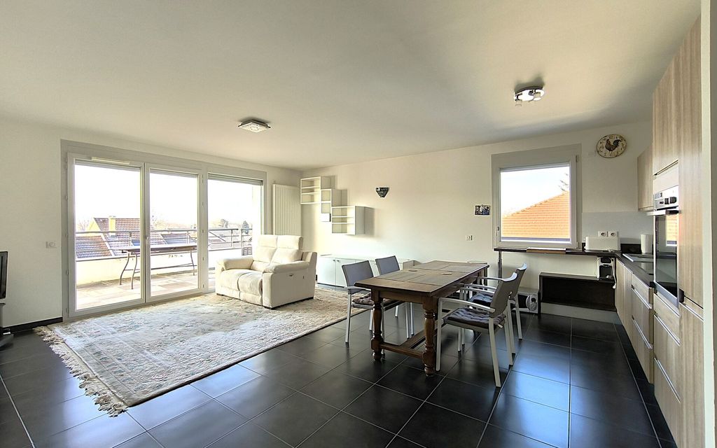 Achat appartement à vendre 3 pièces 71 m² - Saint-Genis-Pouilly