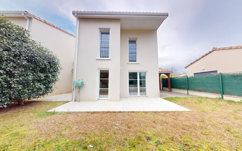 Achat maison à vendre 4 chambres 102 m² - Castelginest