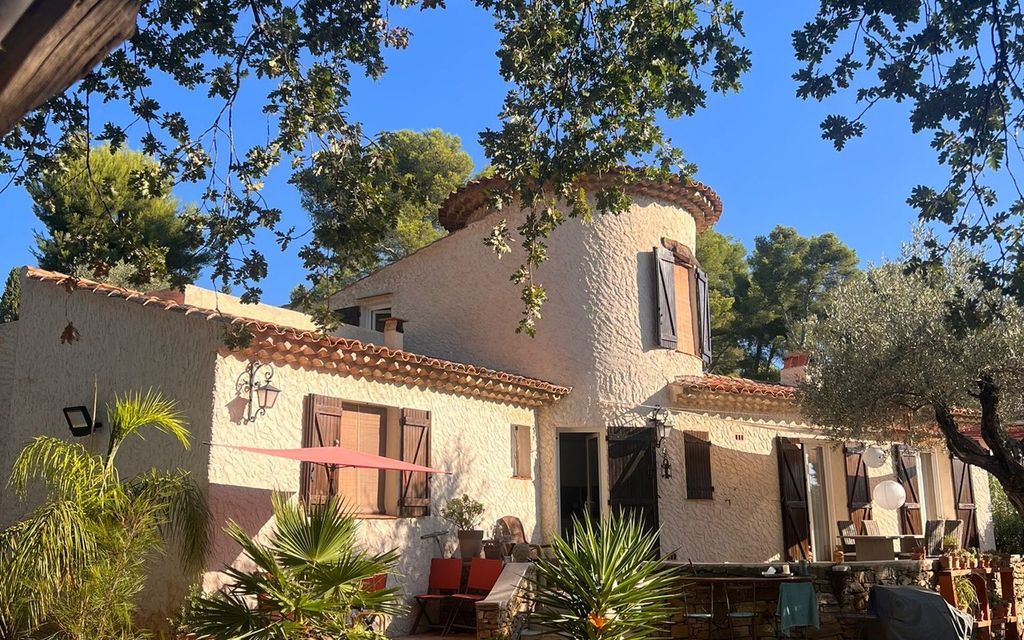 Achat maison à vendre 3 chambres 124 m² - La Cadière-d'Azur