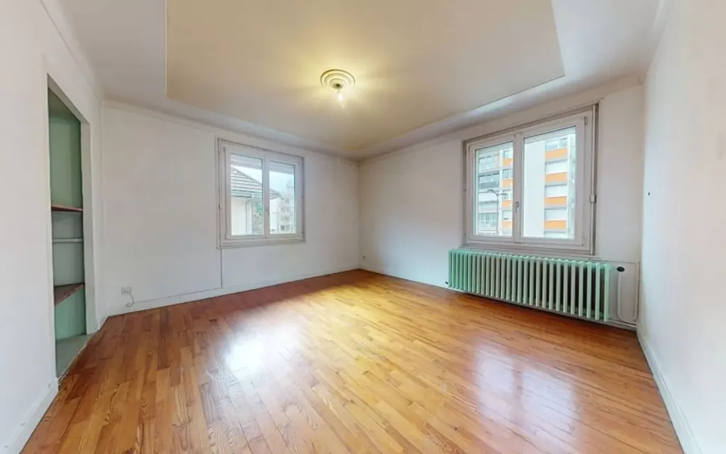 Achat appartement à vendre 3 pièces 67 m² - Cluses