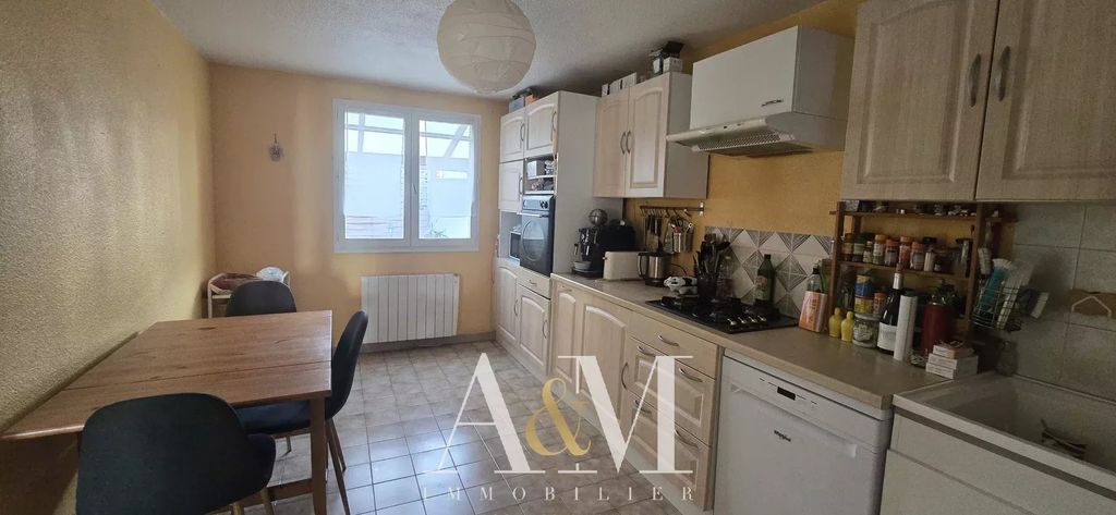 Achat maison à vendre 3 chambres 85 m² - Montpellier