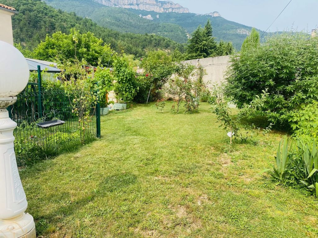 Achat appartement à vendre 4 pièces 99 m² - Châtillon-en-Diois