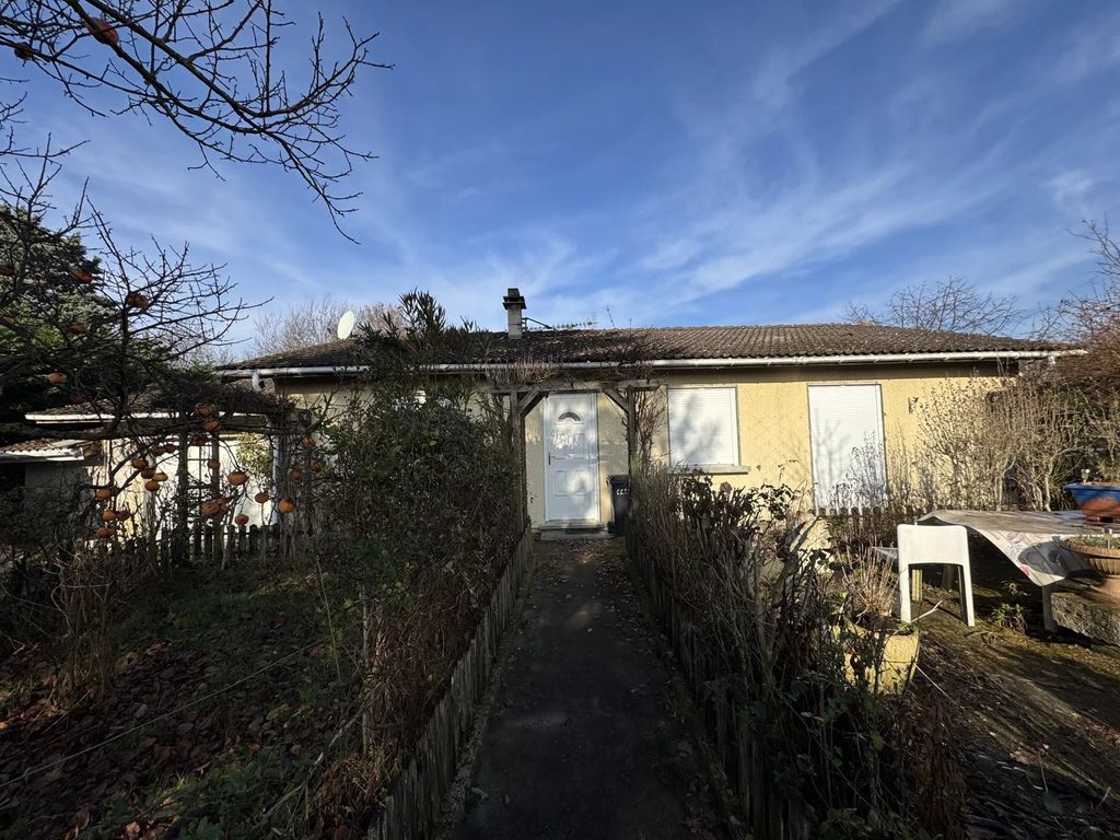 Achat maison à vendre 4 chambres 142 m² - Monsteroux-Milieu