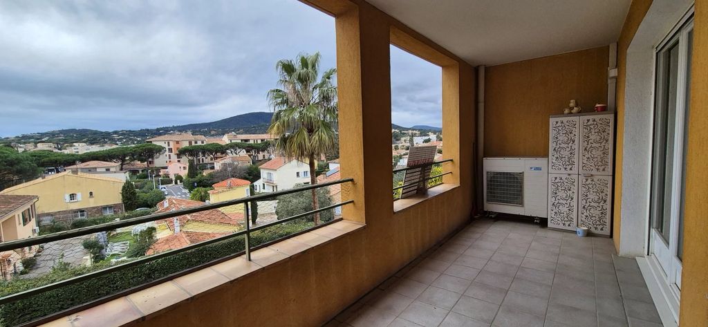 Achat appartement à vendre 4 pièces 86 m² - Sainte-Maxime