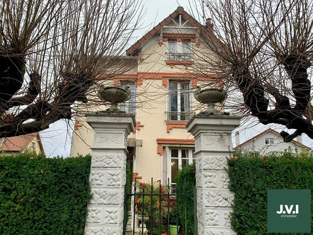 Achat maison à vendre 4 chambres 120 m² - Soisy-sous-Montmorency