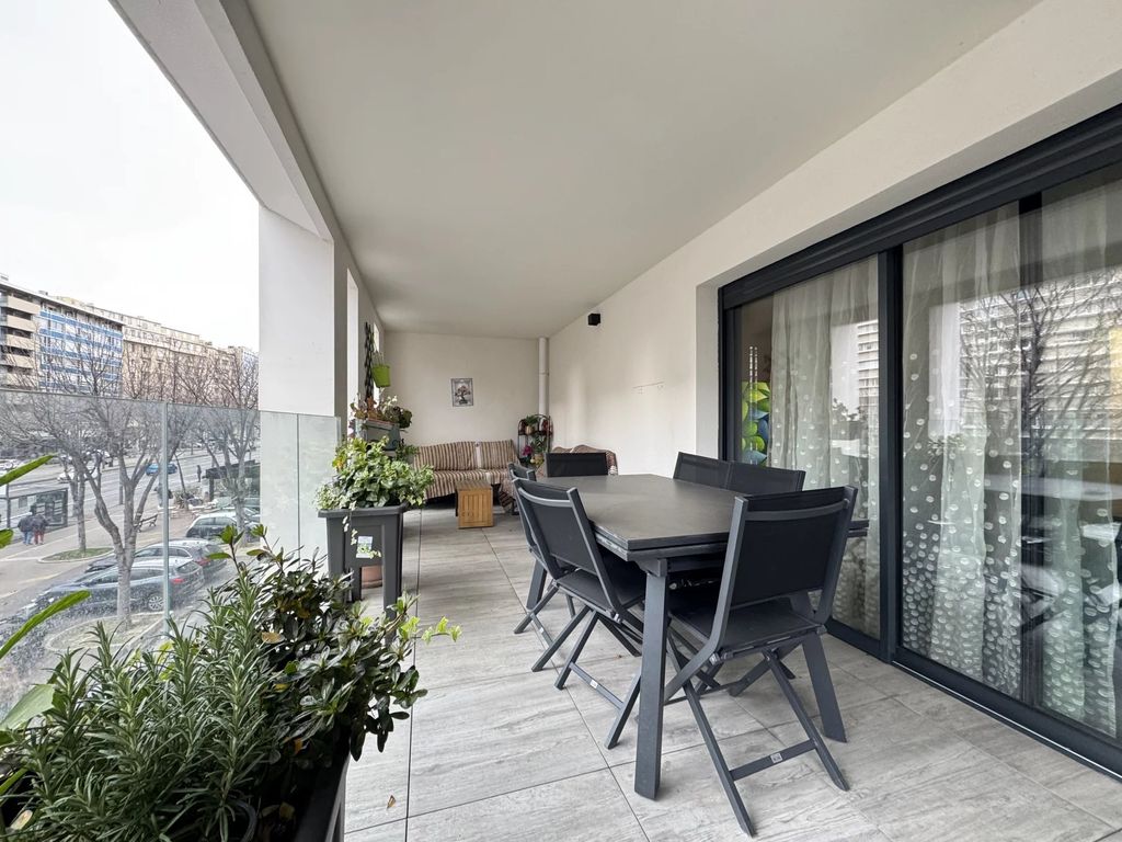 Achat appartement à vendre 3 pièces 67 m² - Marseille 8ème arrondissement