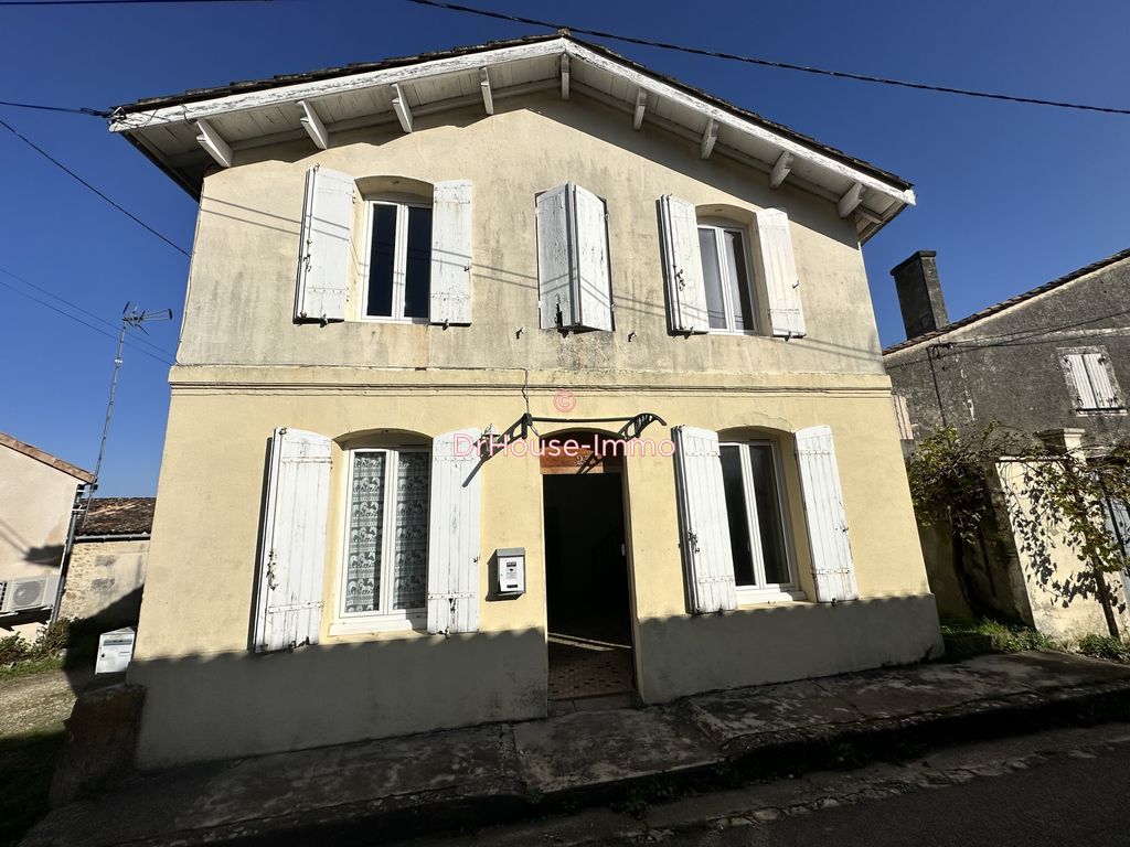 Achat maison à vendre 2 chambres 79 m² - Saint-Estèphe