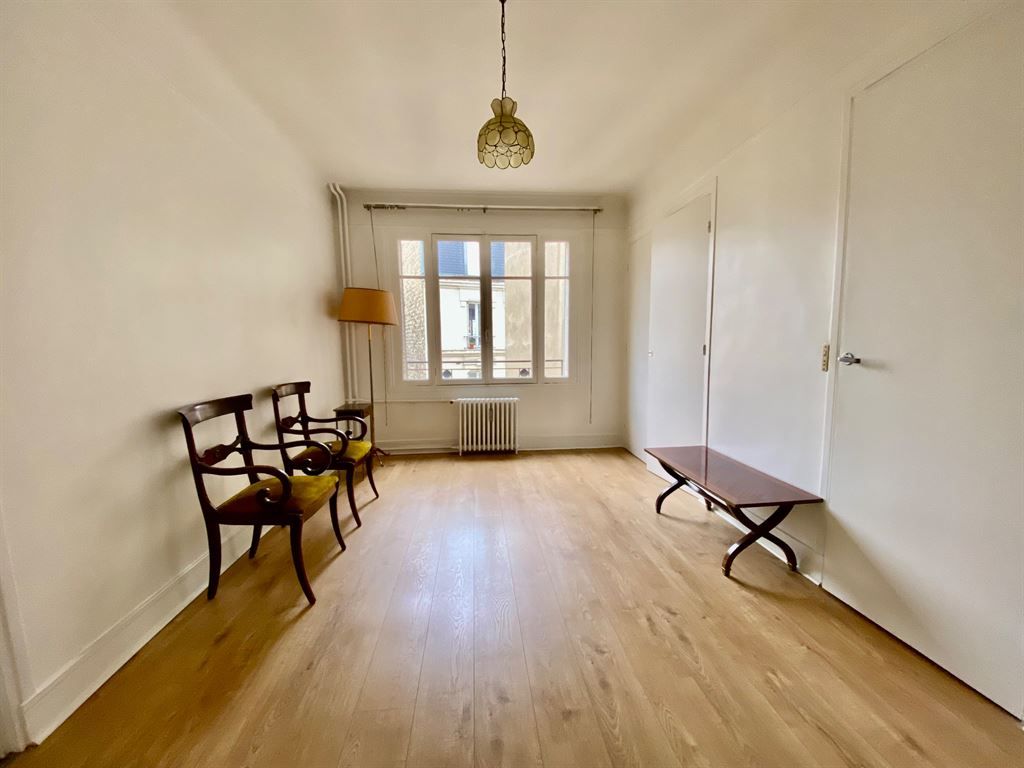 Achat studio à vendre 34 m² - Paris 16ème arrondissement