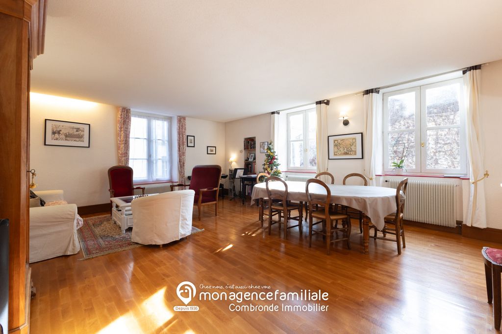 Achat appartement à vendre 7 pièces 206 m² - Riom