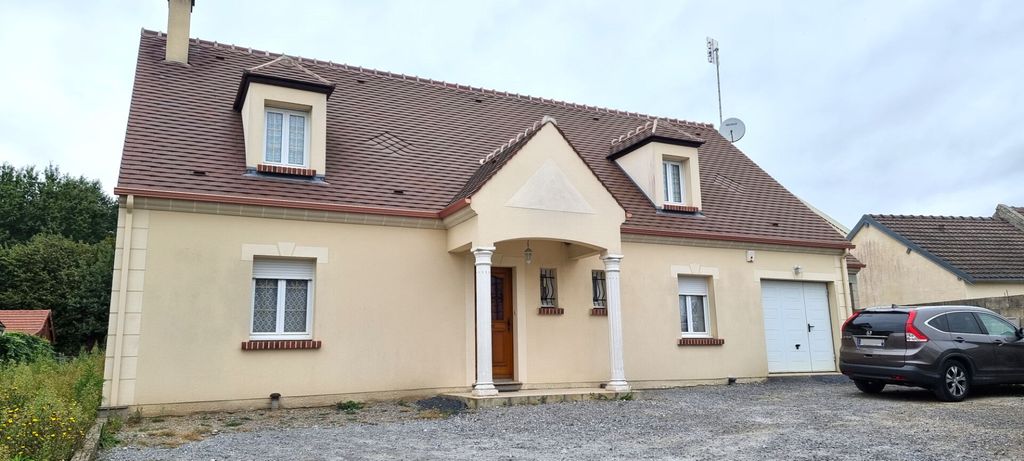 Achat maison à vendre 6 chambres 180 m² - Villers-sur-Coudun