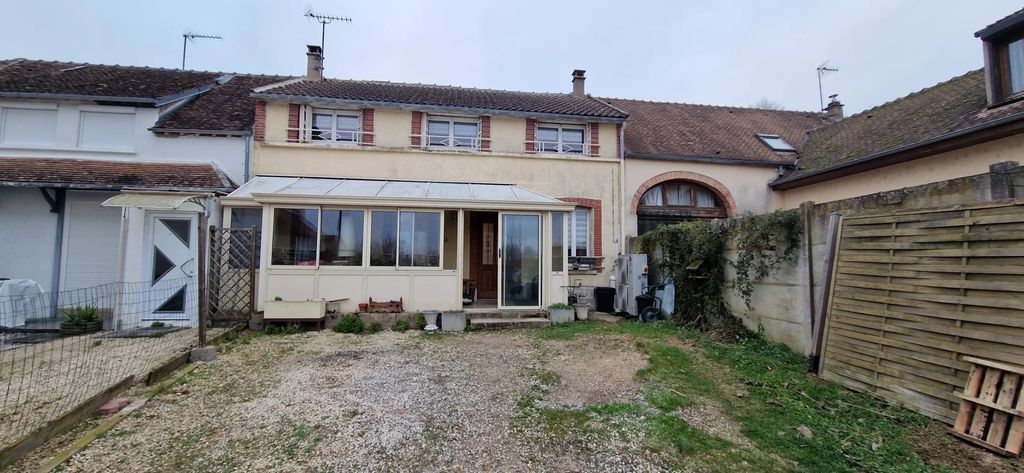 Achat maison à vendre 3 chambres 114 m² - Misy-sur-Yonne