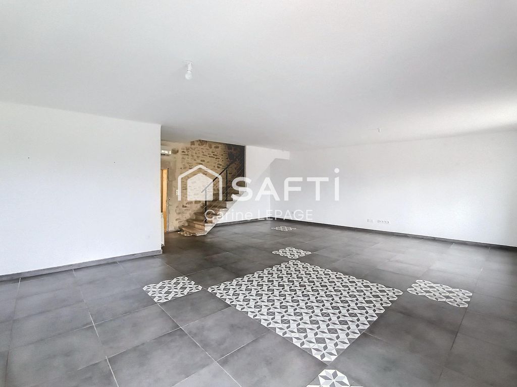 Achat maison à vendre 6 chambres 210 m² - Parignargues