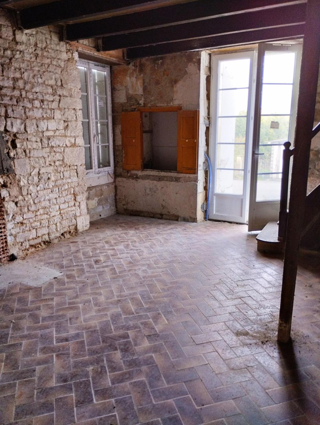 Achat maison à vendre 2 chambres 70 m² - Ambérac