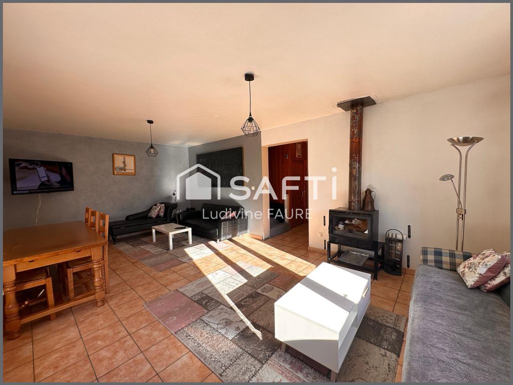 Achat maison à vendre 5 chambres 142 m² - La Roche-de-Rame