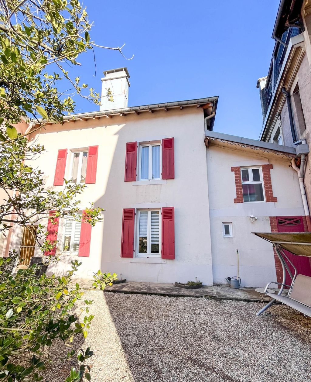 Achat maison à vendre 4 chambres 100 m² - Remiremont