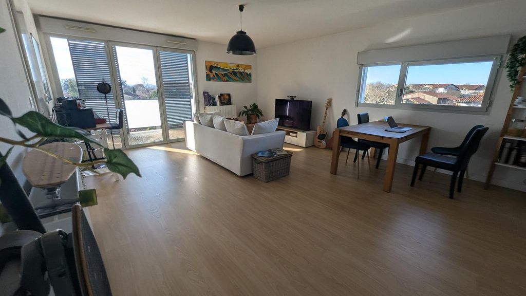 Achat appartement à vendre 4 pièces 81 m² - Saint-Orens-de-Gameville