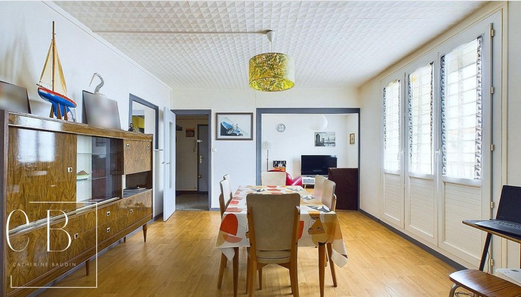 Achat appartement à vendre 3 pièces 72 m² - Rochefort