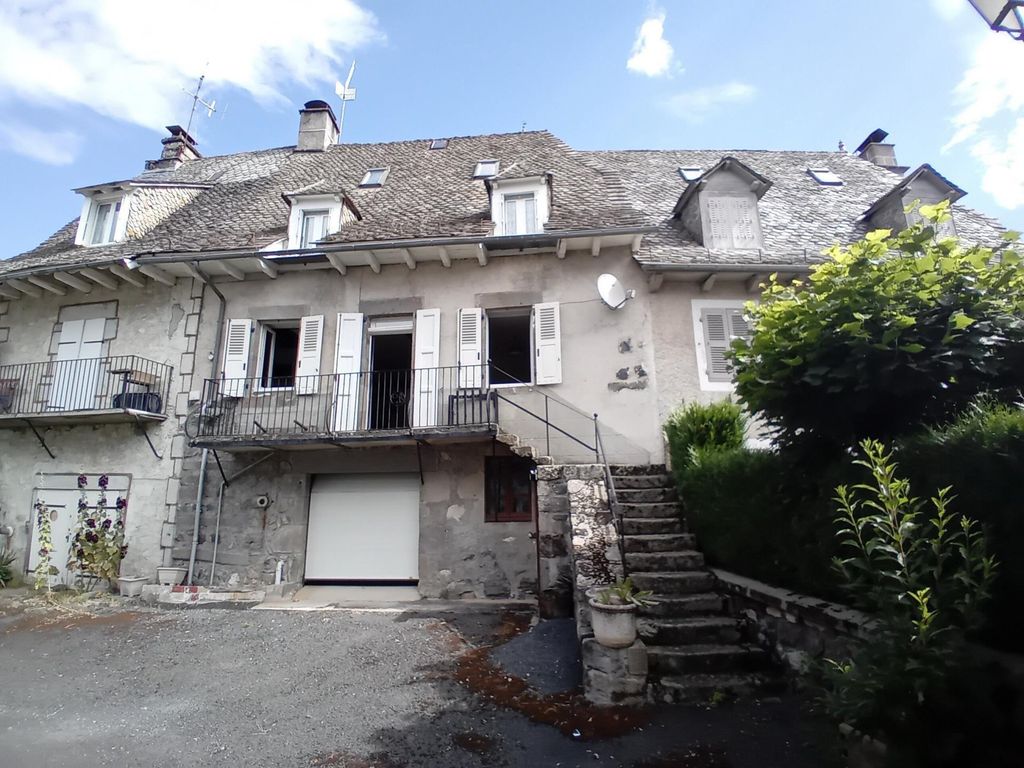 Achat maison à vendre 3 chambres 74 m² - Raulhac