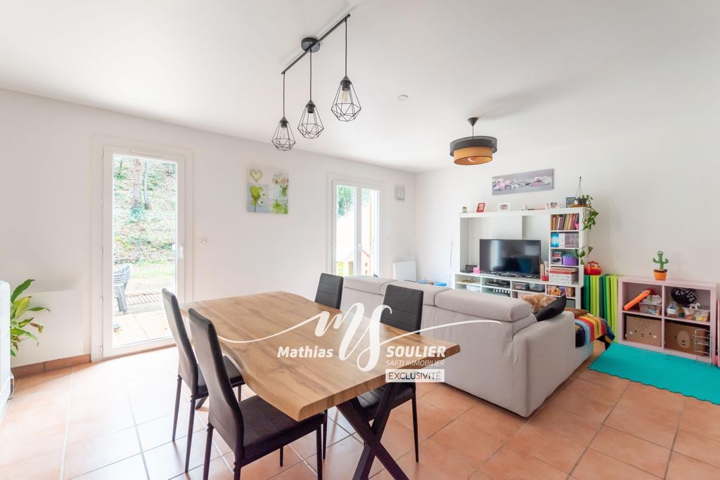 Achat maison à vendre 3 chambres 86 m² - Jouques