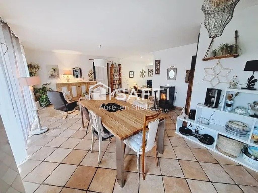 Achat maison à vendre 4 chambres 133 m² - Chalamont