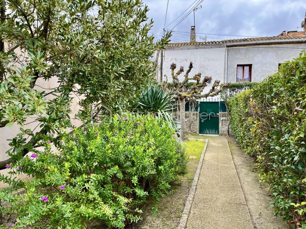 Achat maison à vendre 3 chambres 115 m² - Lézignan-Corbières