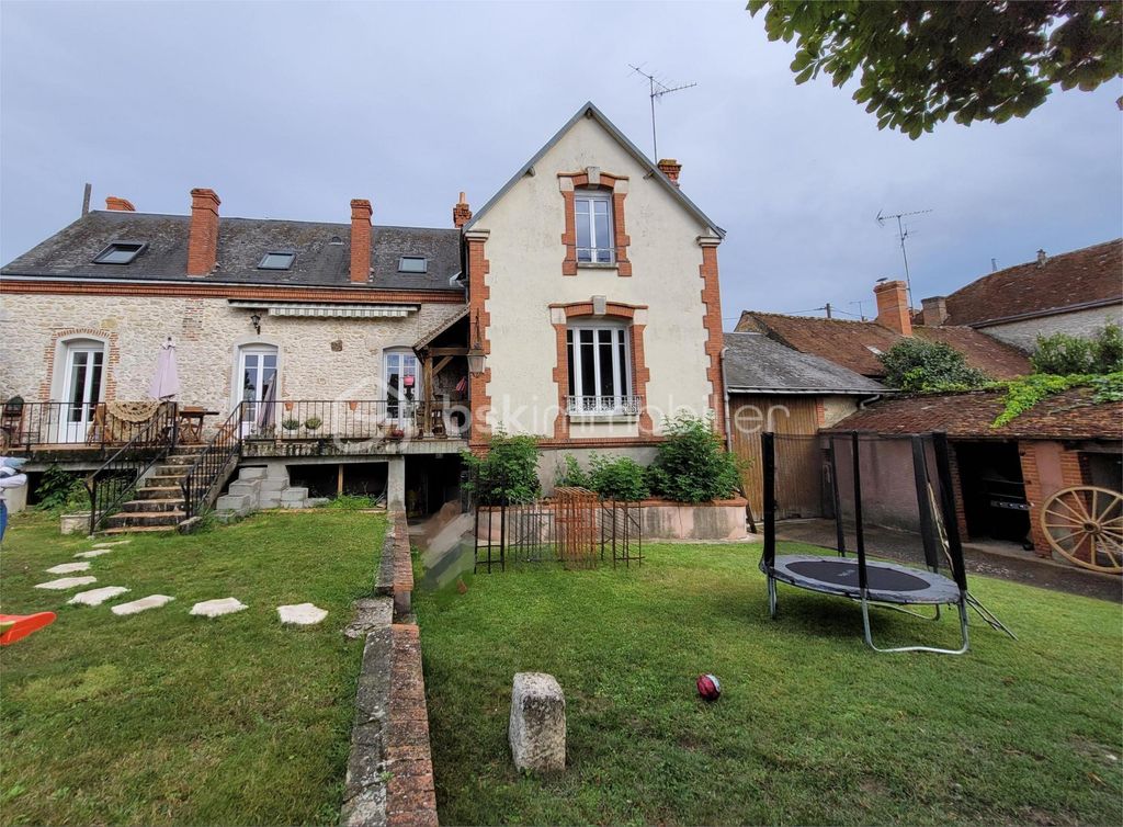 Achat maison à vendre 6 chambres 190 m² - Beaune-la-Rolande