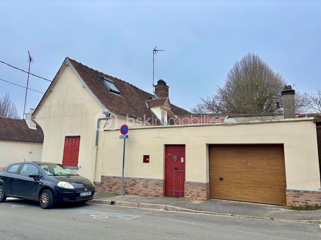 Achat maison à vendre 4 chambres 106 m² - Beauvais