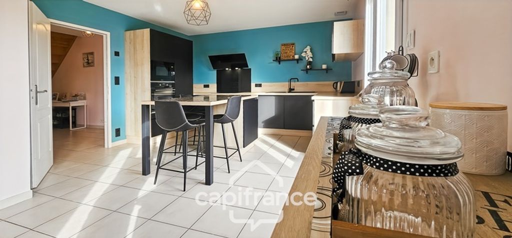 Achat maison à vendre 5 chambres 200 m² - Tavaux