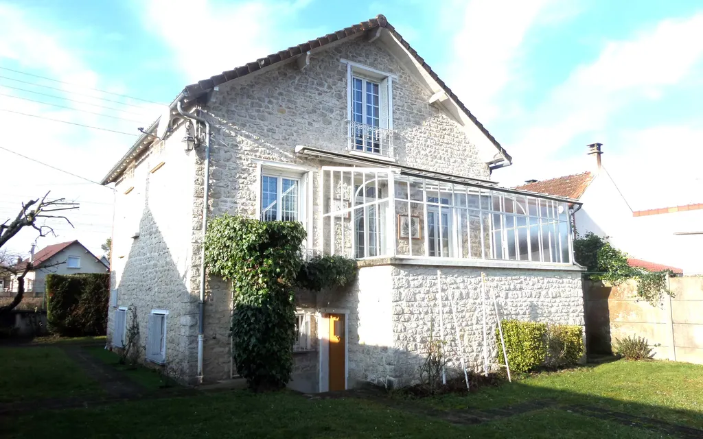 Achat maison à vendre 3 chambres 78 m² - Saint-Pierre-lès-Nemours