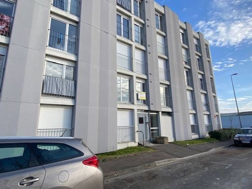 Achat appartement à vendre 2 pièces 52 m² - Saint-Florentin