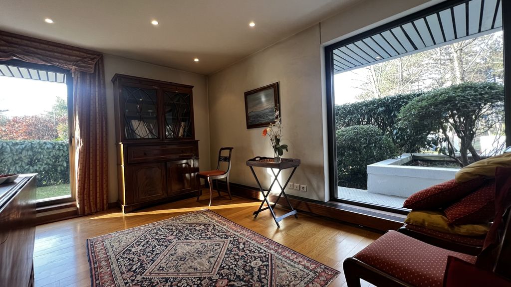 Achat appartement à vendre 5 pièces 135 m² - Rocquencourt