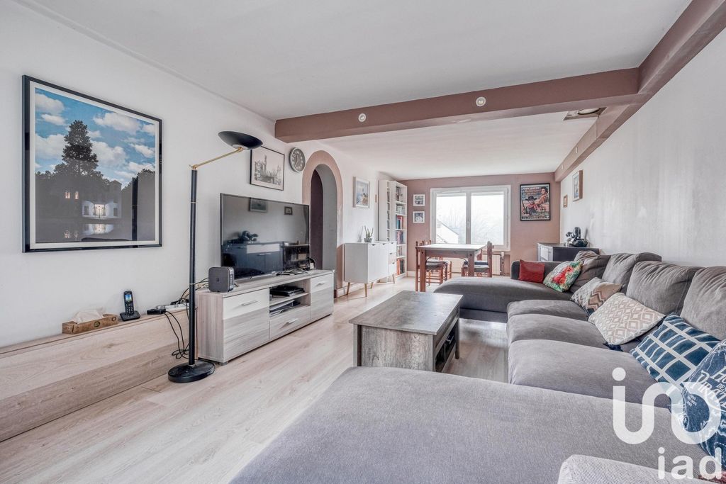 Achat maison à vendre 5 chambres 146 m² - Crégy-lès-Meaux