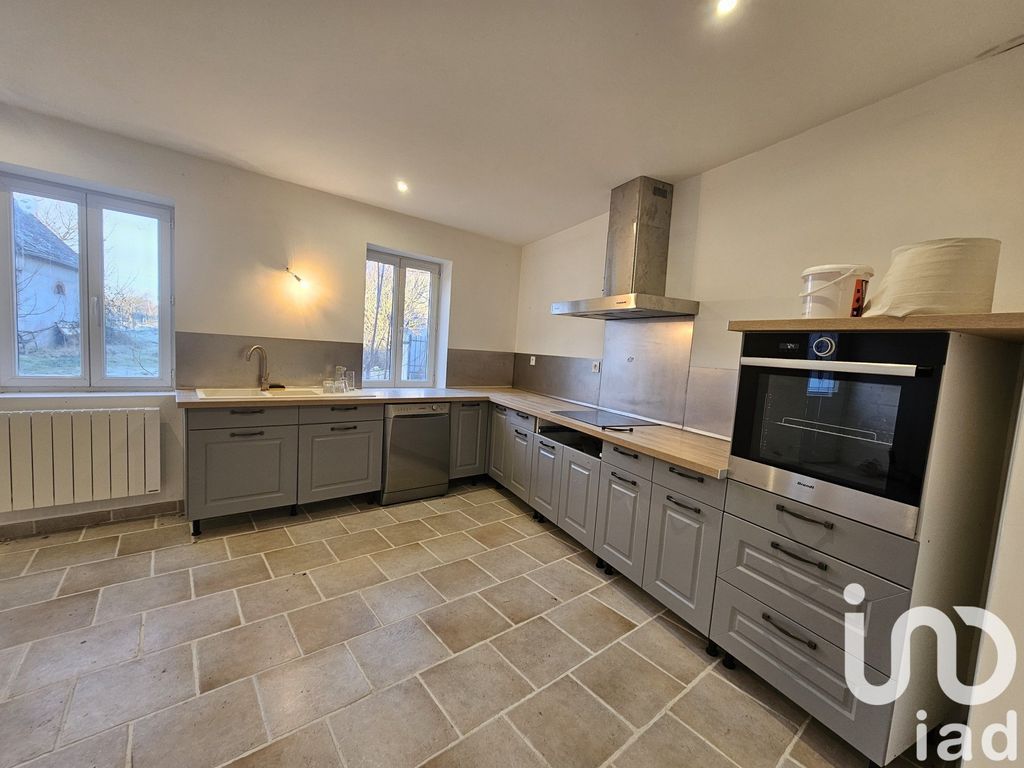 Achat maison à vendre 2 chambres 110 m² - Neuilly-le-Réal