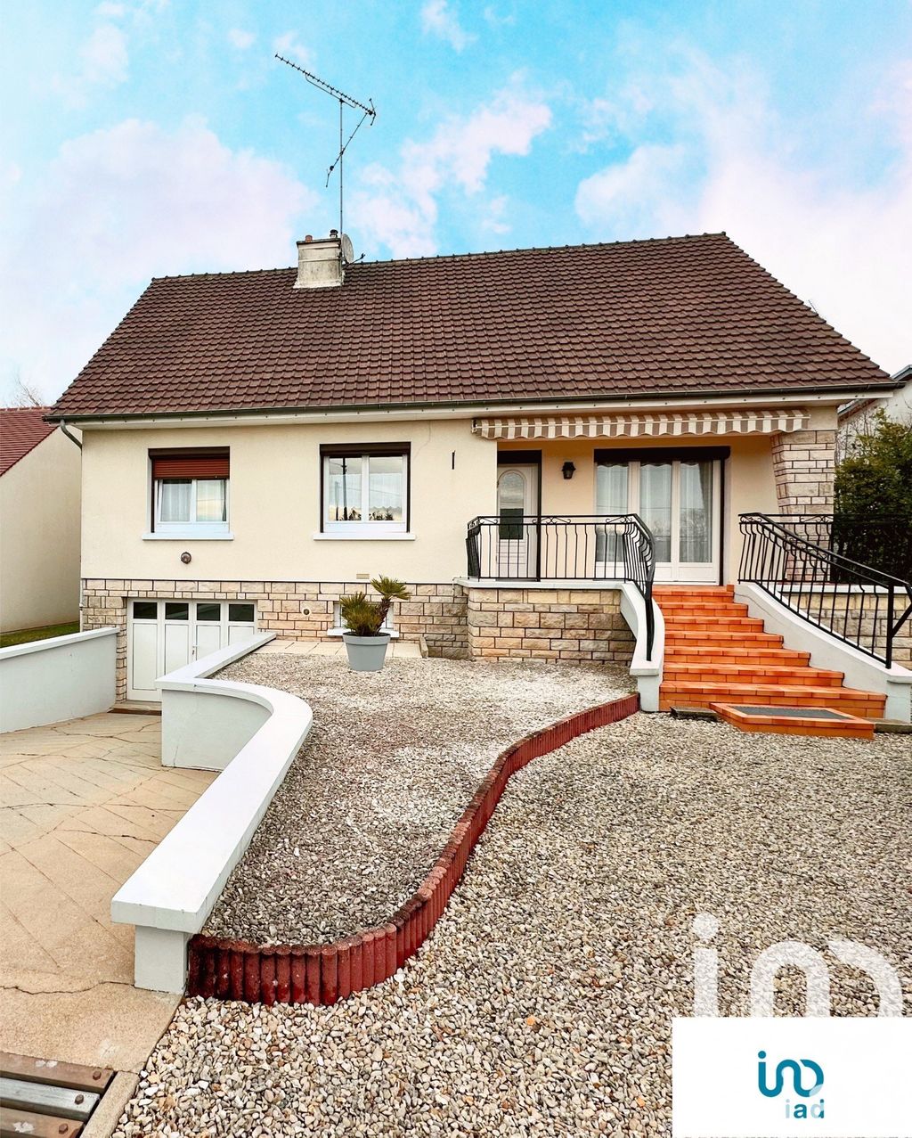 Achat maison à vendre 4 chambres 111 m² - Amilly