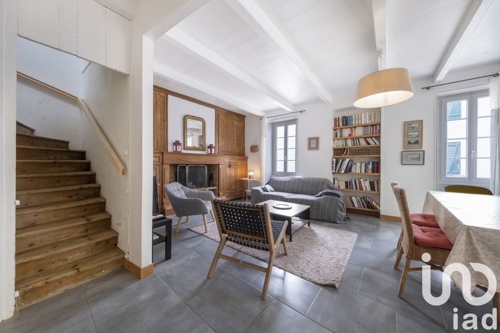 Achat maison à vendre 3 chambres 73 m² - Sainte-Marie-de-Ré