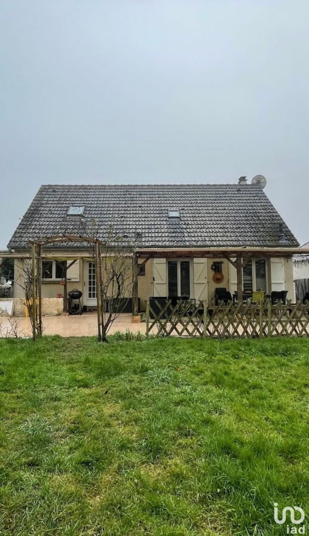 Achat maison à vendre 5 chambres 122 m² - Normanville