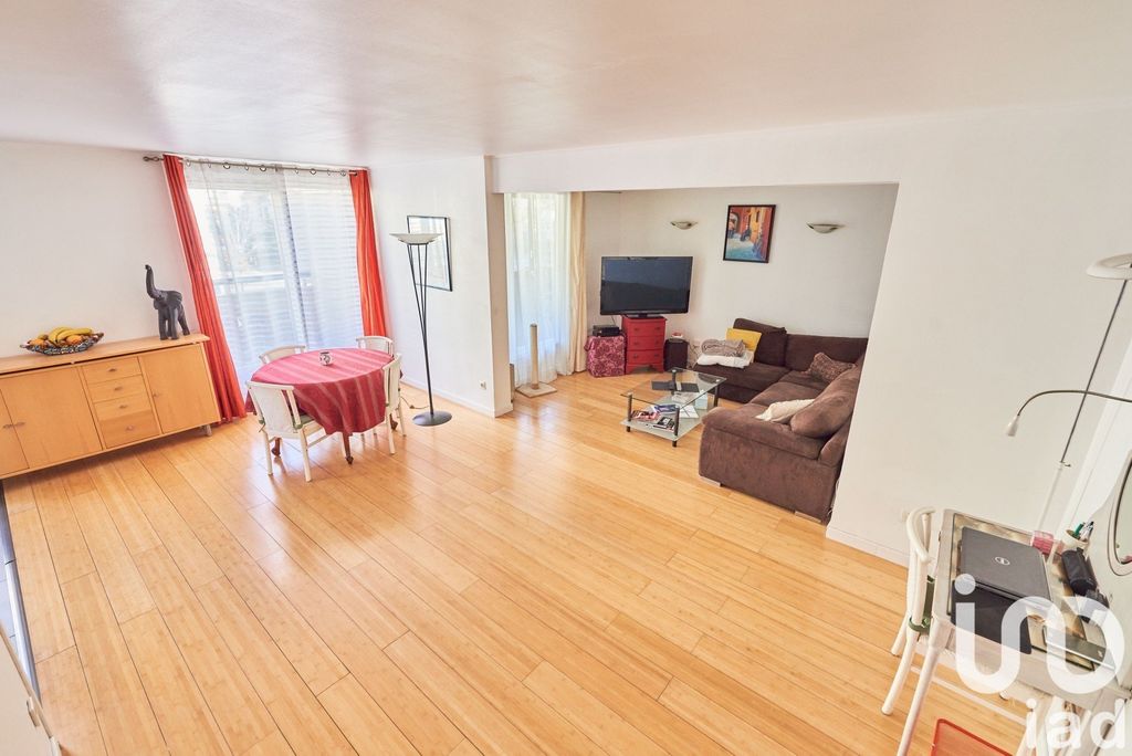 Achat appartement à vendre 5 pièces 108 m² - Houilles