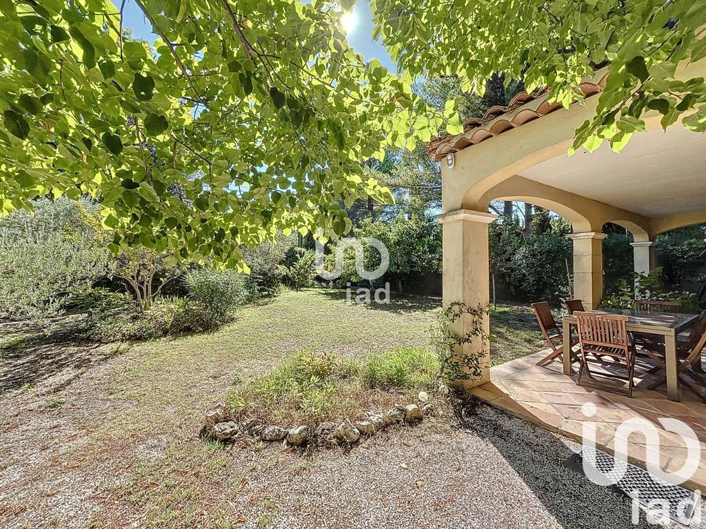 Achat maison à vendre 3 chambres 140 m² - Aix-en-Provence