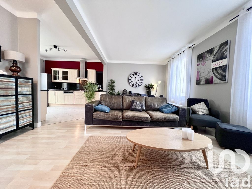 Achat maison à vendre 4 chambres 106 m² - Tournan-en-Brie