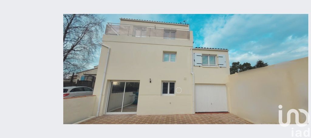 Achat maison à vendre 2 chambres 74 m² - Royan