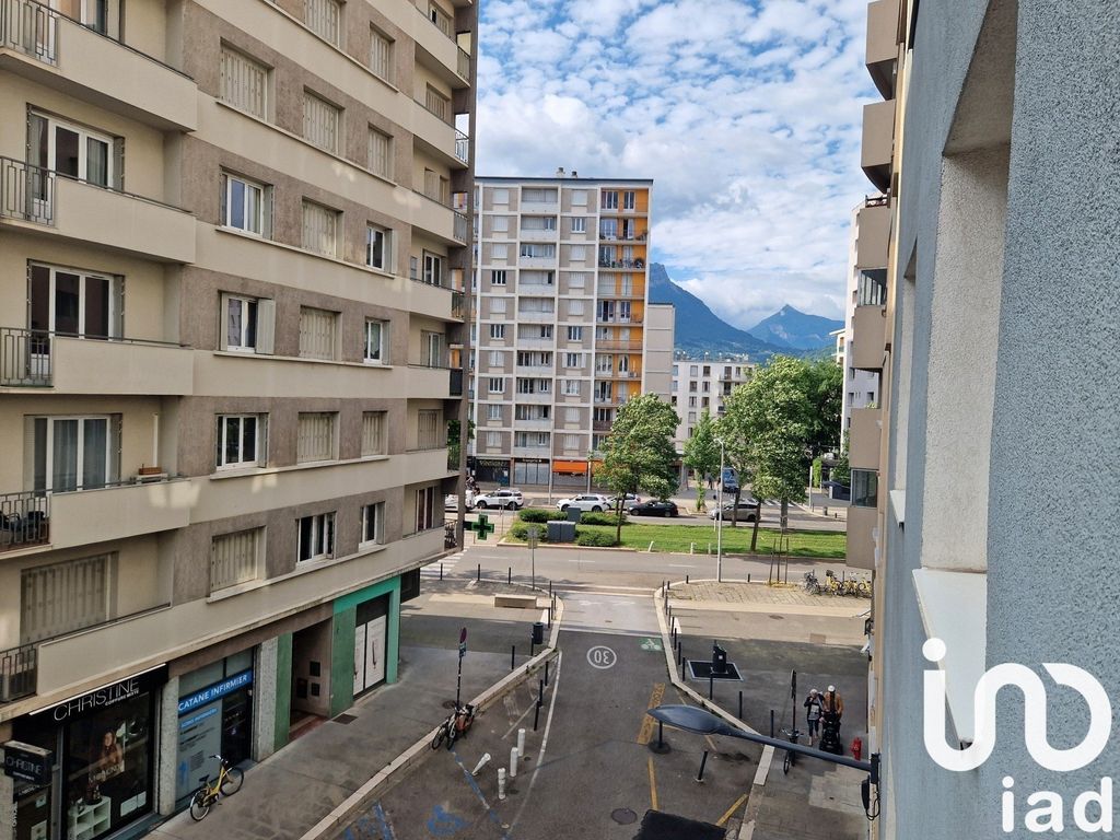 Achat appartement à vendre 3 pièces 53 m² - Grenoble