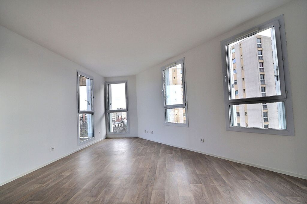 Achat appartement à vendre 3 pièces 62 m² - Saint-Denis