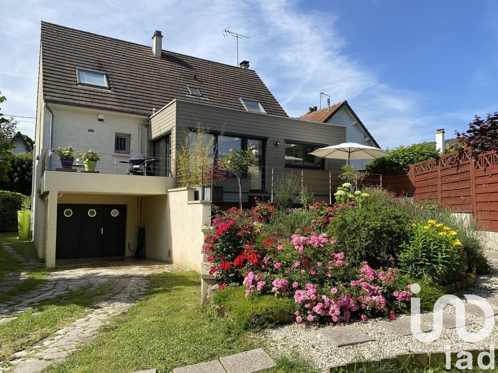 Achat maison à vendre 4 chambres 152 m² - Gournay-sur-Marne