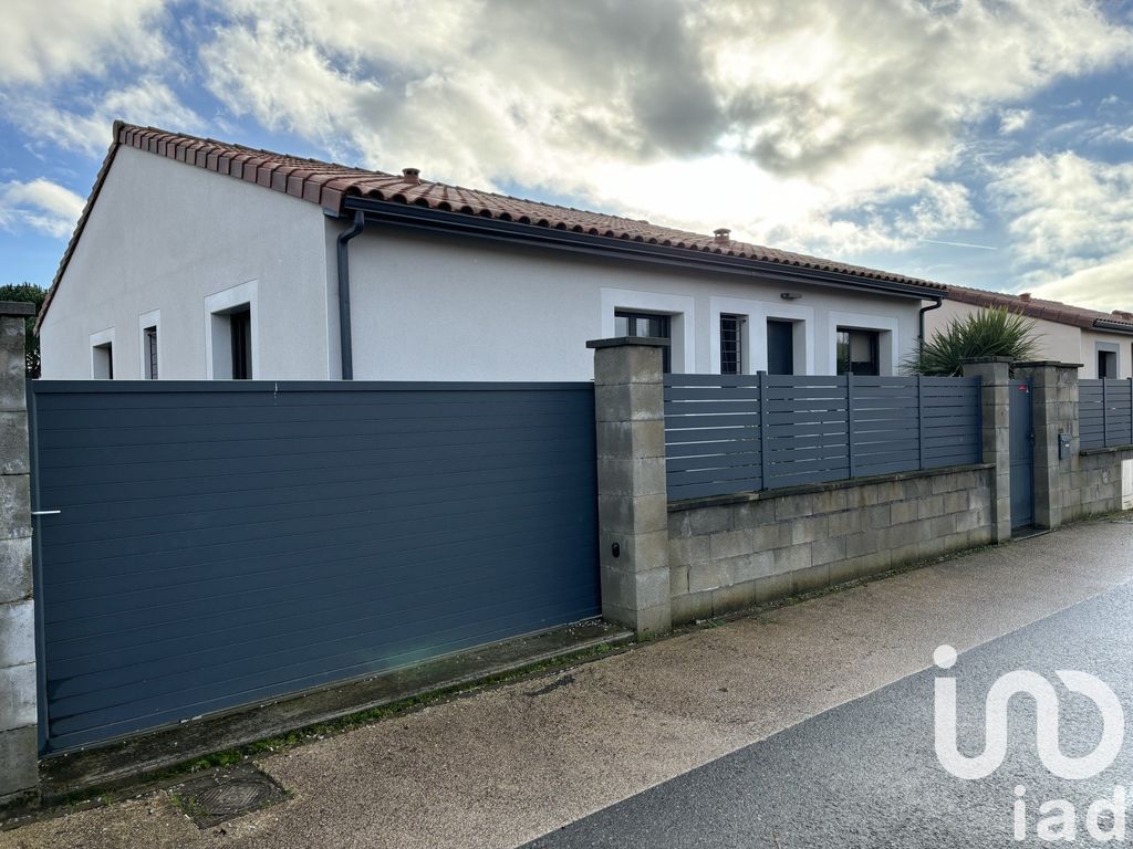 Achat maison à vendre 4 chambres 116 m² - Poucharramet