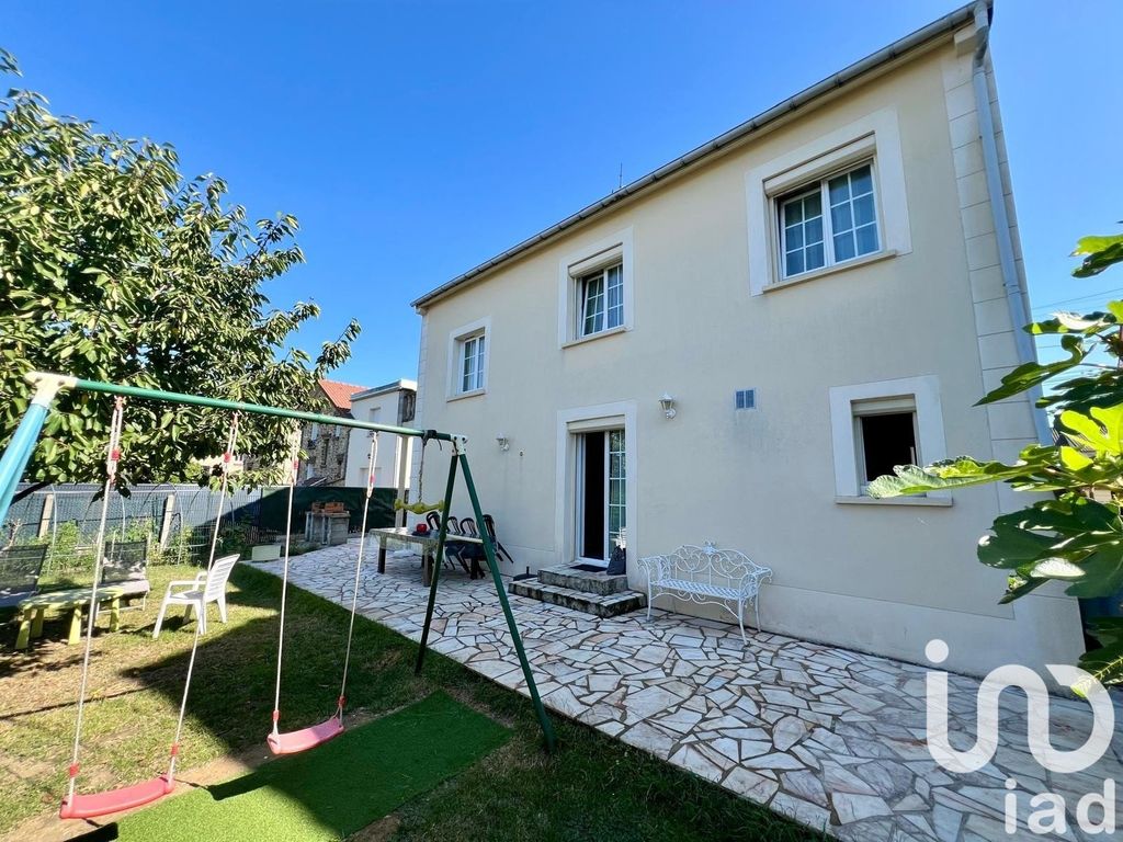 Achat maison à vendre 4 chambres 121 m² - Soisy-sous-Montmorency