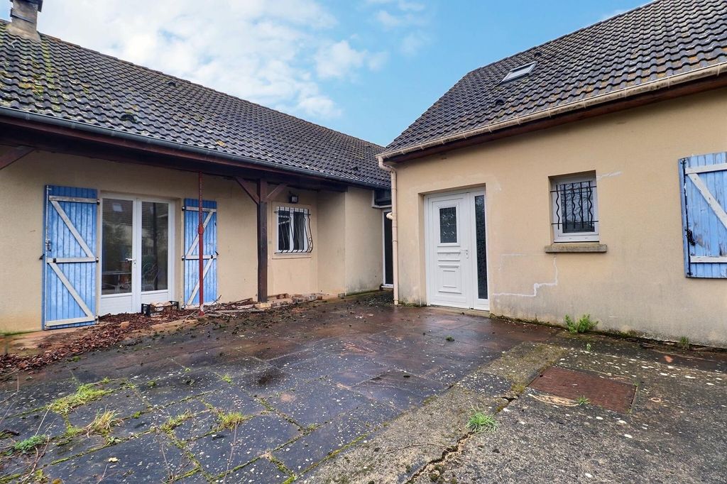 Achat maison à vendre 6 chambres 150 m² - Plessis-Saint-Benoist