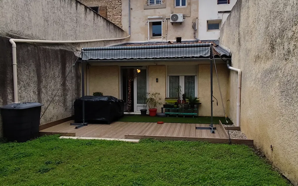 Achat appartement à vendre 2 pièces 38 m² - Vedène