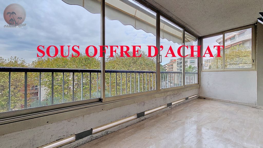 Achat appartement à vendre 2 pièces 49 m² - Le Cannet